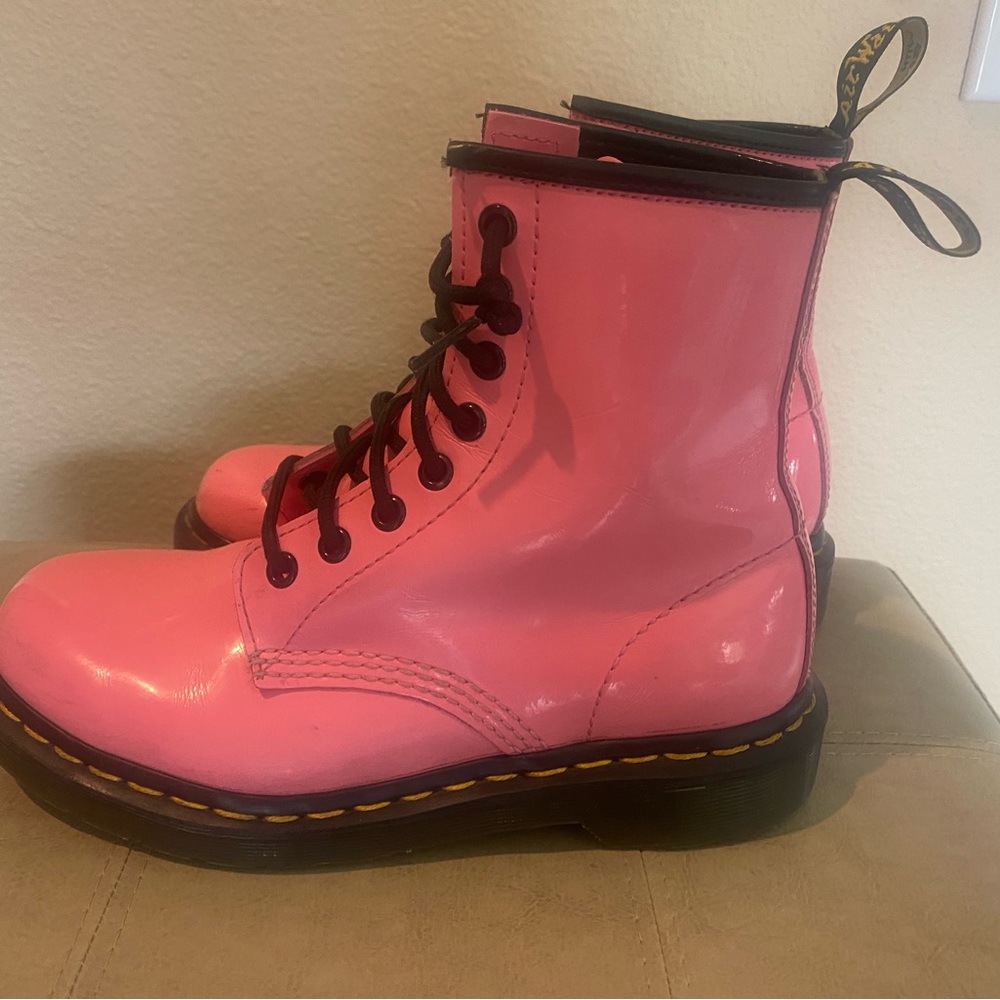 Dr Martens  “1460” smooth leather boots.